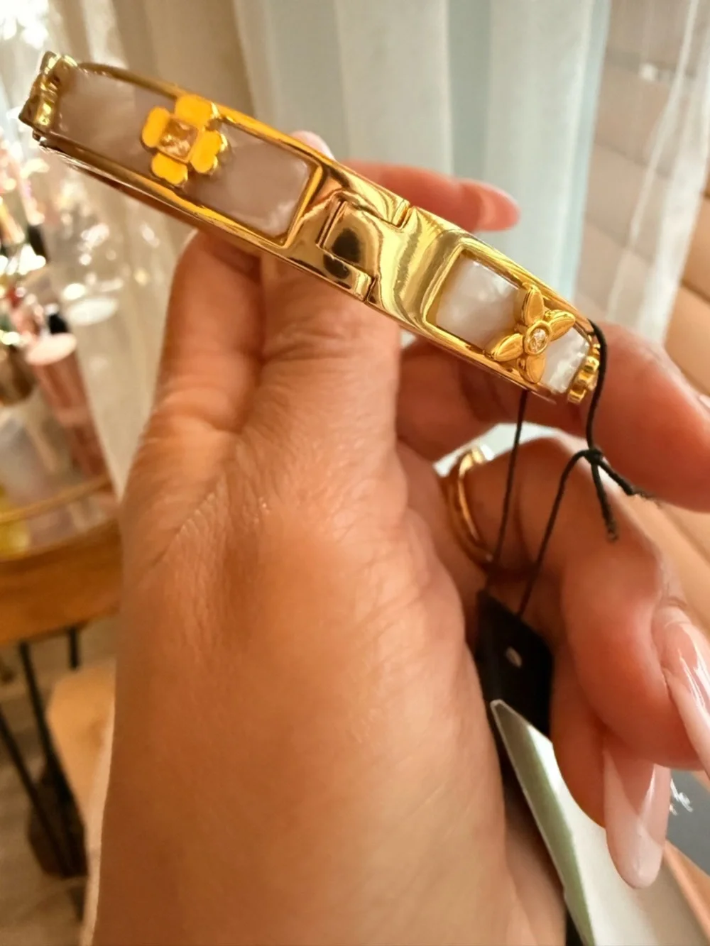 Kate Spade Gold and Mother-of-Pearl Heritage Bloom Hinged Bangle Bracelet - Picture 4 of 7